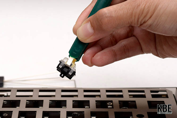 removing switch to clean the keyboard