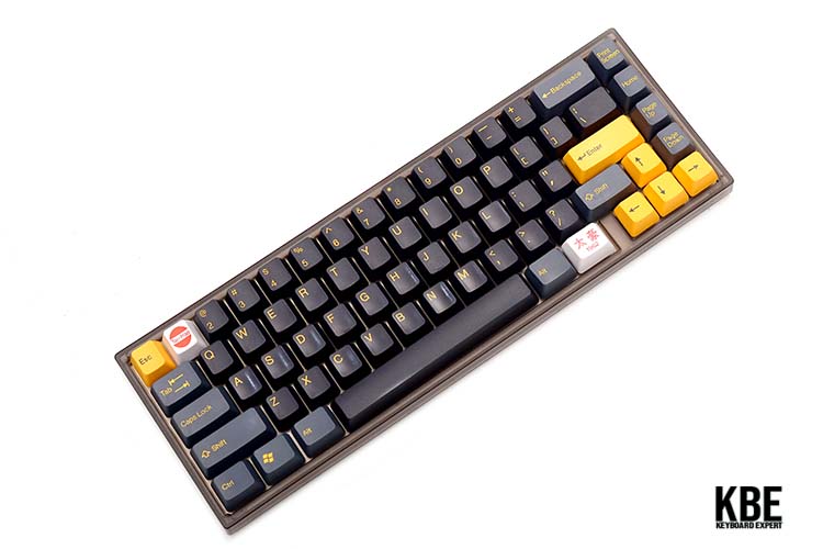 BM 65 mechanical keyboard front